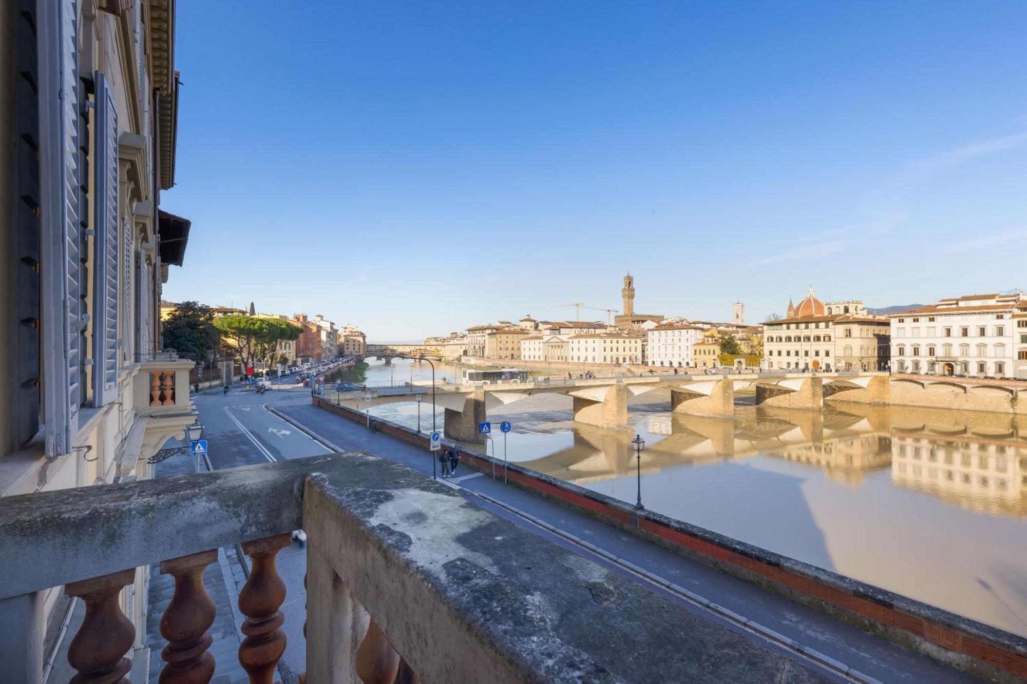 Apartment Panoramic 5 Min Ponte Vecchio And Center